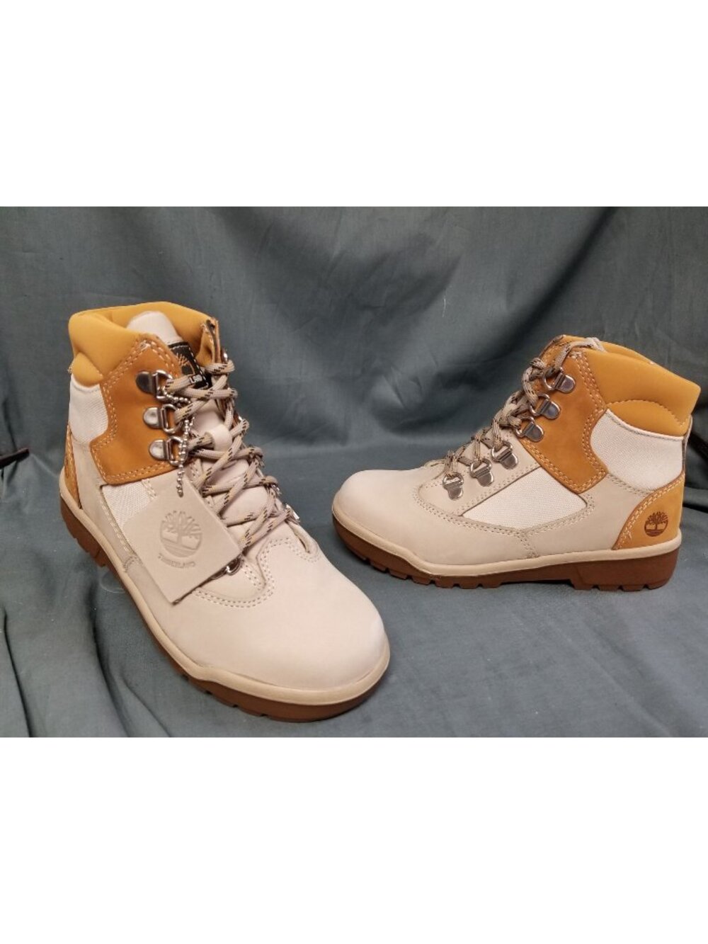 Timberland Field Boot Hi Light Beige Nubuck Kids Size 2 NEW NO BOX!